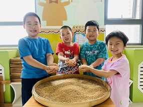 門(mén)頭溝區(qū)大峪第一小學(xué)附屬幼兒園：  讓孩子與冬小麥共同成長(zhǎng)